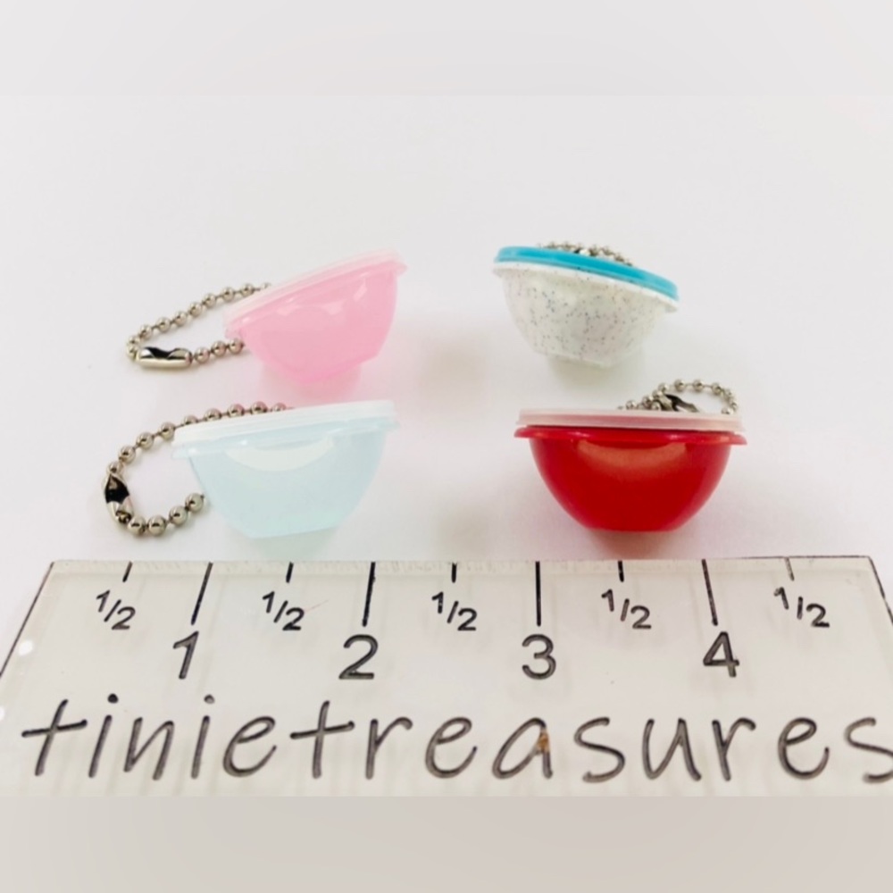 Tupperware mini wonderlier Keychain set of 4 In sealed bags tinietreasures